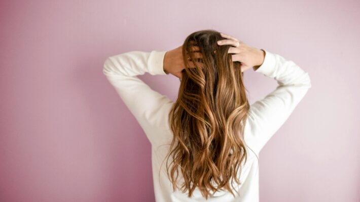 Le donne dai capelli più lunghi e di qualità fanno sesso più spesso